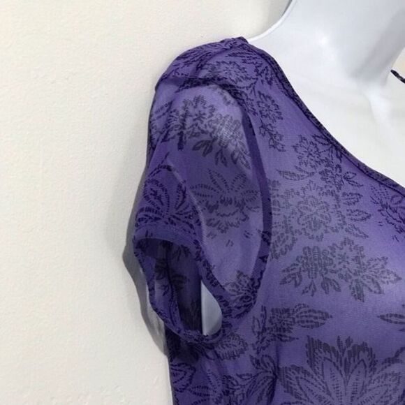 NWT New York and Company short sleeve blouse transparent size L.       A267 - Picture 3 of 4